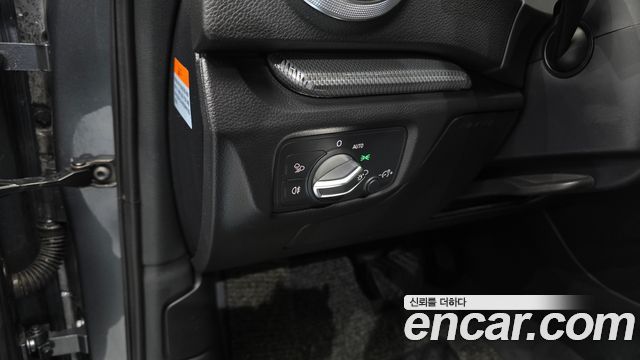 Audi A3 2018 — photo 29