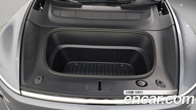 Tesla Model Y 2026 — photo 6