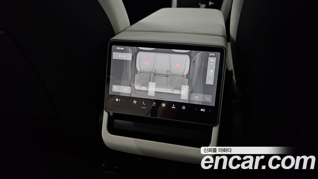 Tesla Model Y 2026 — photo 29