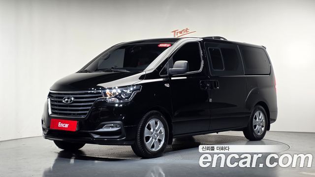 Hyundai Starex 2019 — photo 31