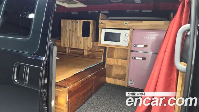 Hyundai Starex 2019 — photo 17