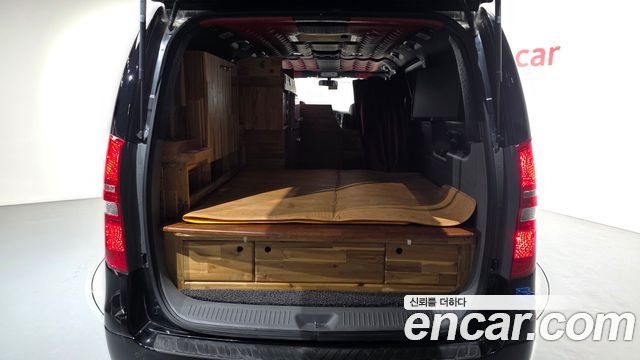 Hyundai Starex 2019 — photo 23