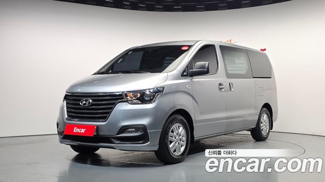 Hyundai Starex 2020 — photo 1
