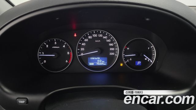 Hyundai Starex 2020 — photo 8