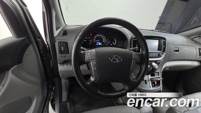 Hyundai Starex 2020 — photo 13