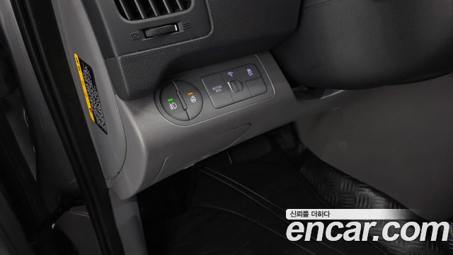 Hyundai Starex 2020 — photo 14