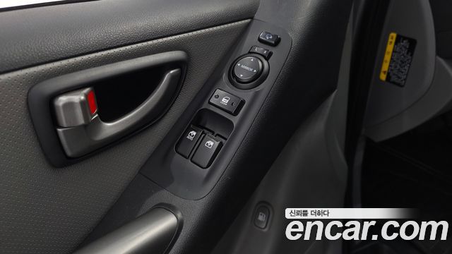Hyundai Starex 2020 — photo 19