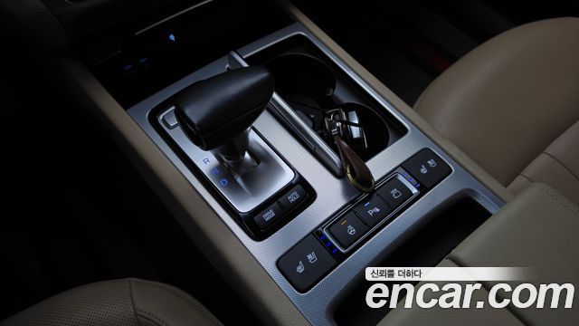 Genesis G80 2018 — photo 9