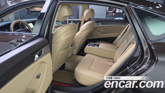 Genesis G80 2018 — photo 11