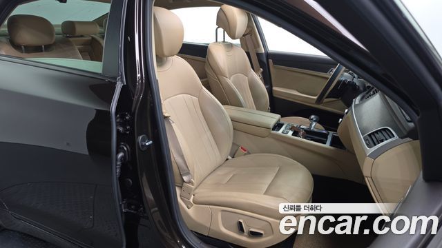 Genesis G80 2018 — photo 12