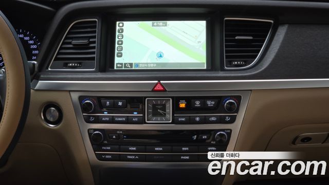 Genesis G80 2018 — photo 14