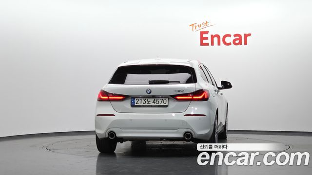 BMW 1-Series 2021 — photo 4