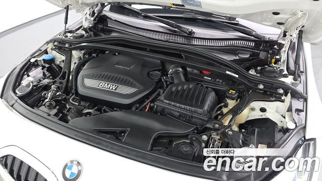 BMW 1-Series 2021 — photo 6