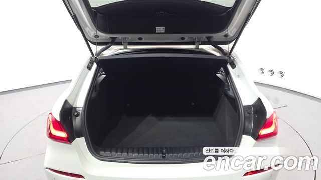 BMW 1-Series 2021 — photo 26