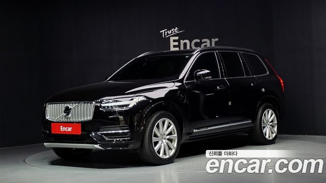 Volvo XC90 2019 — photo 1