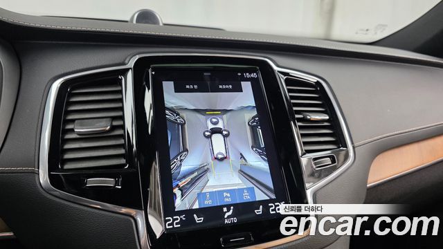 Volvo XC90 2019 — photo 15