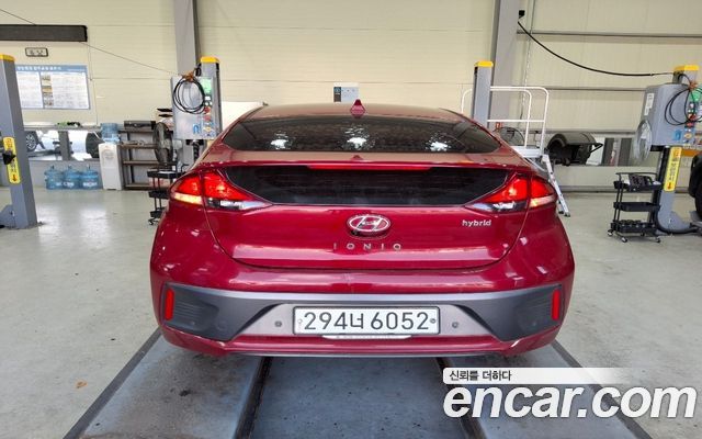 Hyundai Ioniq 2020 — photo 4