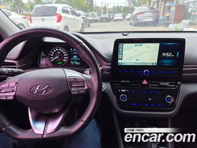 Hyundai Ioniq 2020 — photo 8