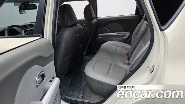 Kia Soul 2017 — photo 17