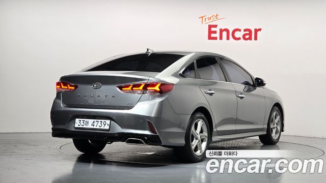 Hyundai Sonata 2018 — photo 2