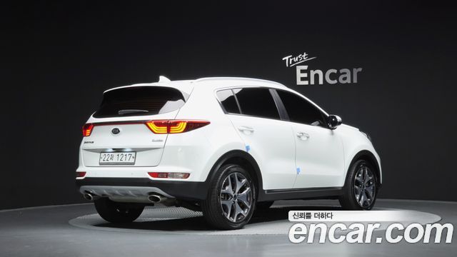 Kia Sportage 2018 — photo 2
