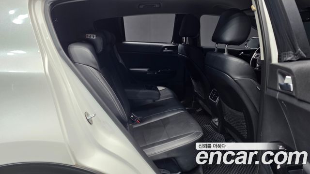 Kia Sportage 2018 — photo 18