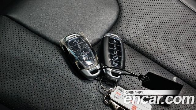 Hyundai Santafe 2020 — photo 17
