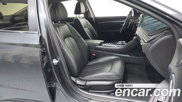 Hyundai Sonata 2020 — photo 17