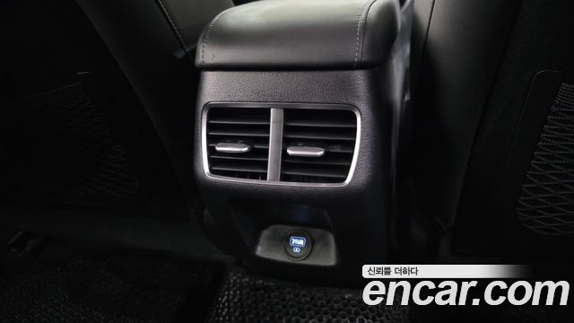 Hyundai Sonata 2020 — photo 31