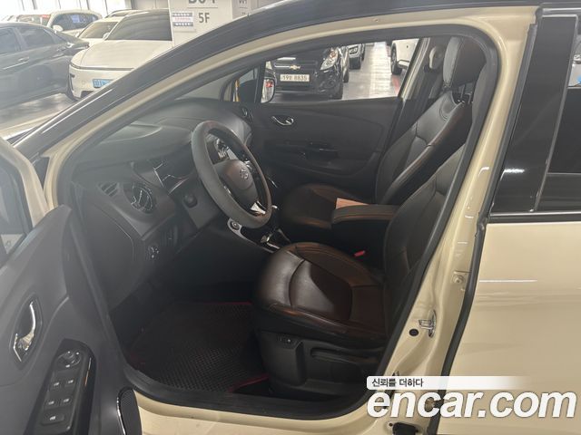 Renault Korea QM3 2015 — photo 14