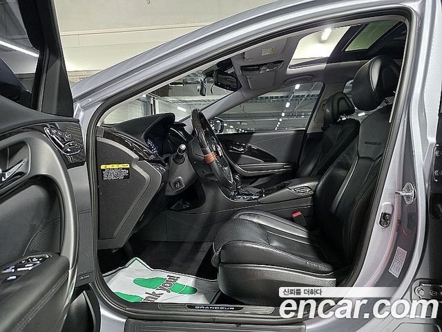 Hyundai Grandeur 2016 — photo 14