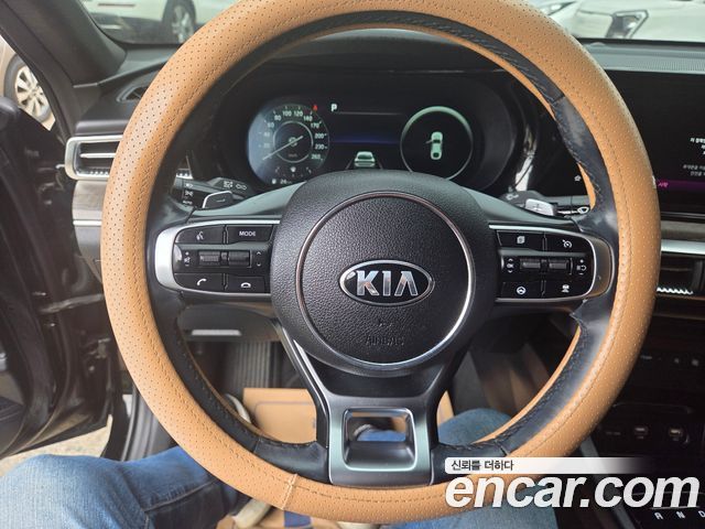Kia K5 2021 — photo 10