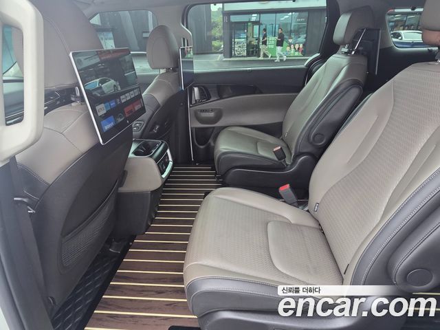 Kia Canival 2024 — photo 14