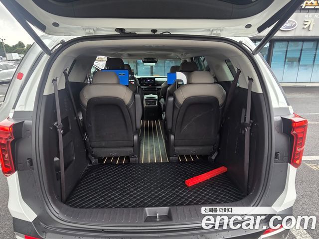 Kia Canival 2024 — photo 16