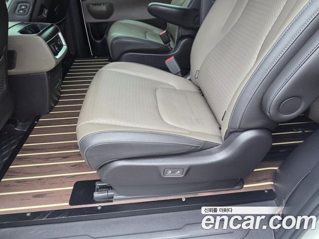 Kia Canival 2024 — photo 18