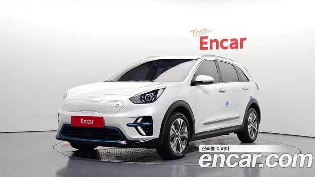 Kia Niro 2022 — photo 1