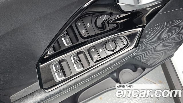 Kia Niro 2022 — photo 13