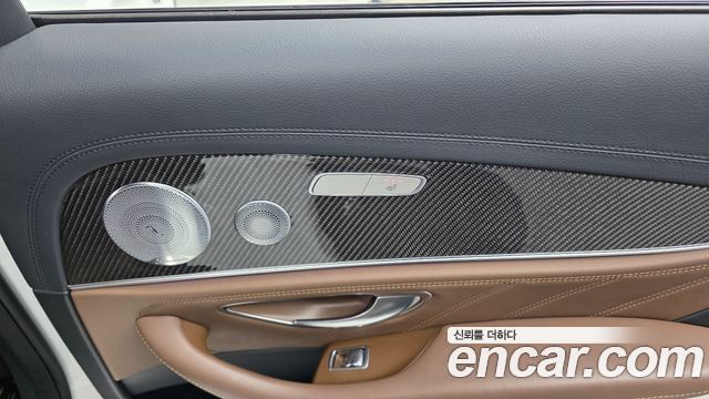 Mercedes-Benz E-Class 2018 — photo 24