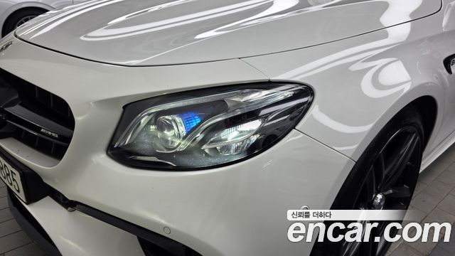 Mercedes-Benz E-Class 2018 — photo 8