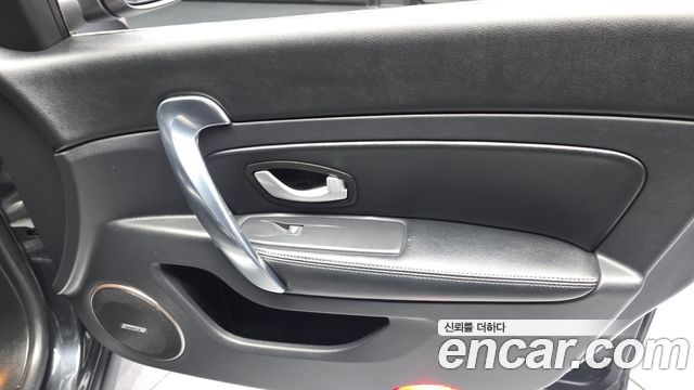 Renault Korea SM5  2012 — photo 14