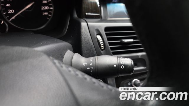 Renault Korea SM5  2012 — photo 28