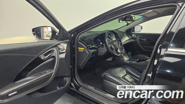 Hyundai Grandeur 2017 — photo 10