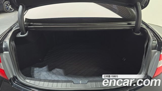 Hyundai Grandeur 2017 — photo 15