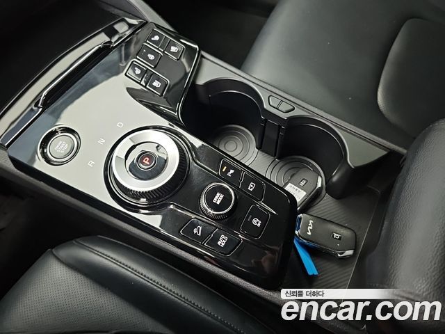 Kia Sportage 2022 — photo 8