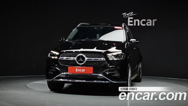 Mercedes-Benz GLE-Class 2023 — photo 3