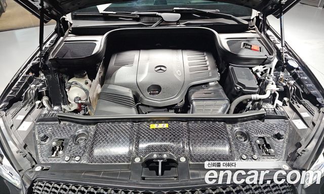 Mercedes-Benz GLE-Class 2023 — photo 6