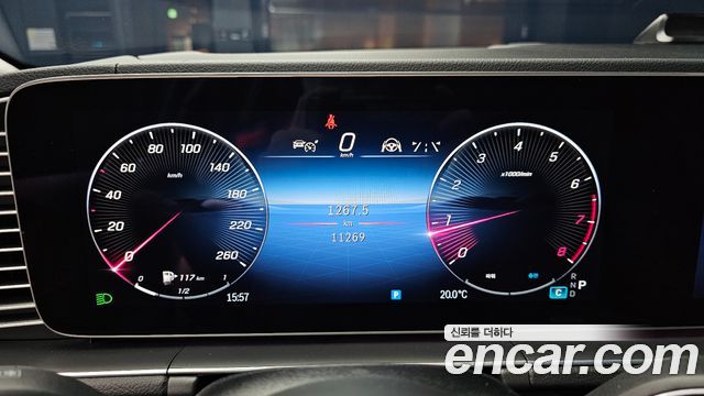 Mercedes-Benz GLE-Class 2023 — photo 11