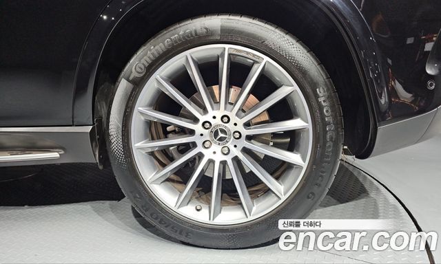 Mercedes-Benz GLE-Class 2023 — photo 7