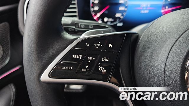 Mercedes-Benz GLE-Class 2023 — photo 29