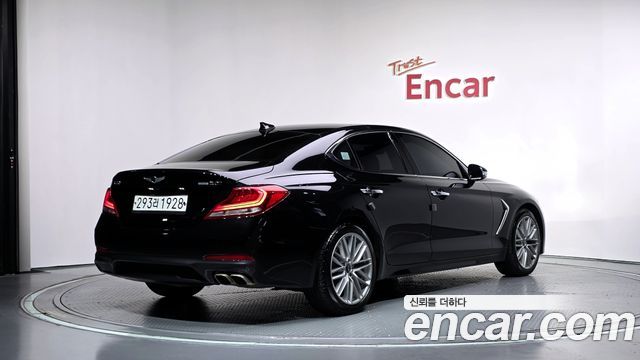 Genesis G70 2019 — photo 2